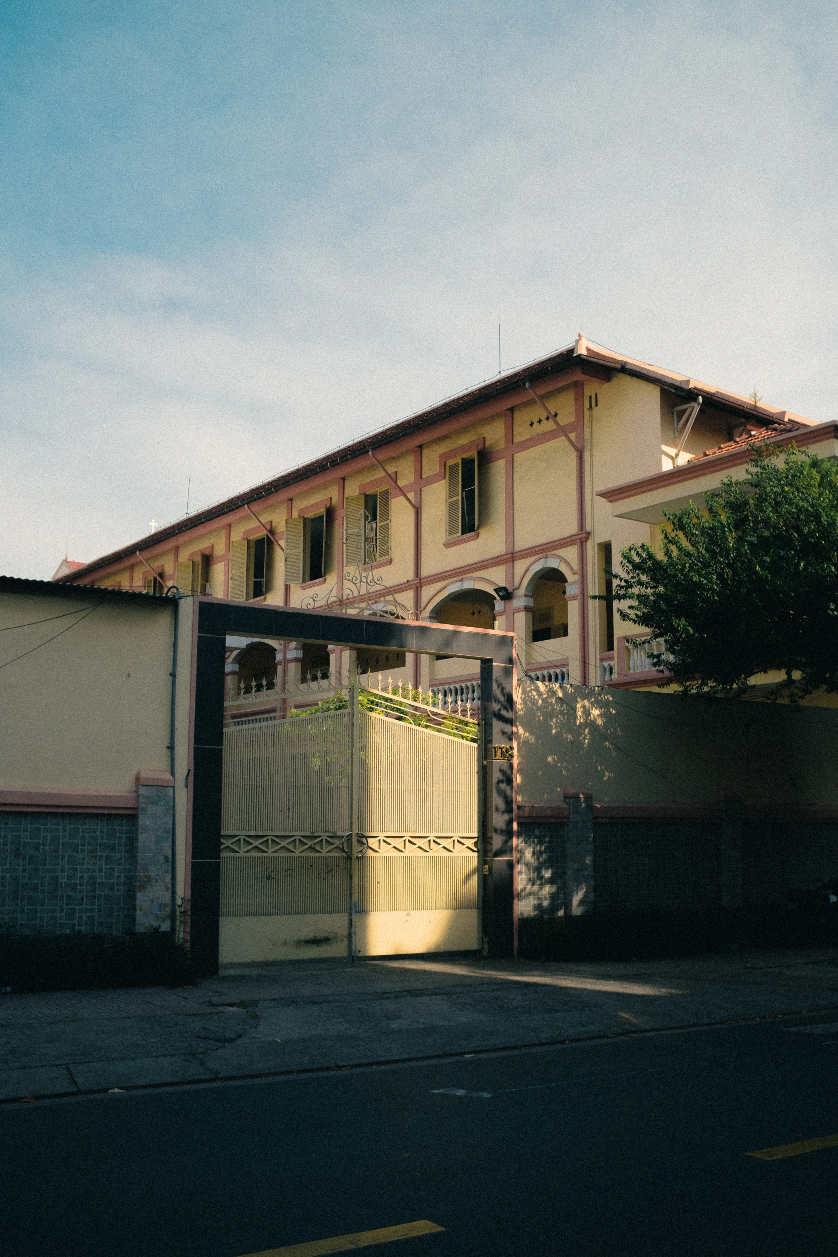 Remote image with
featuretype=sm